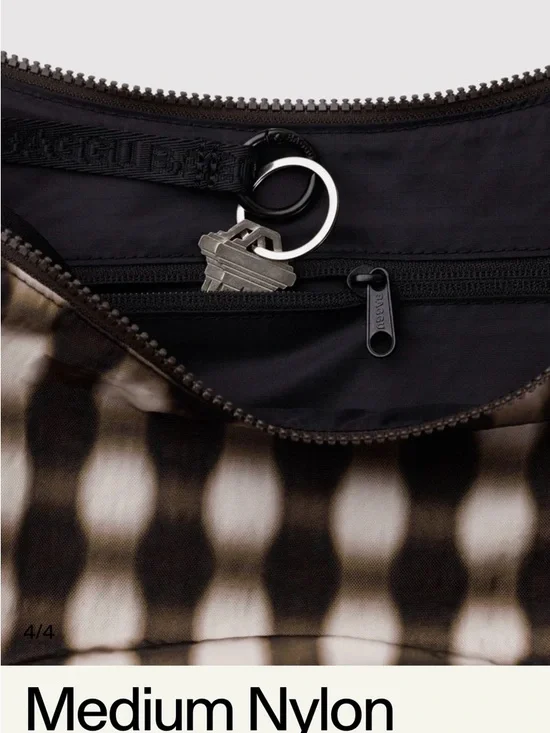 BAGGU Crescent Shoulder Bag in Blurred Gingham - Picture 3 of 4